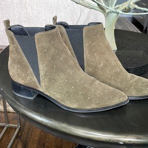 Marc Fisher Yale Brown suede Studded Pointed toe bootie 9